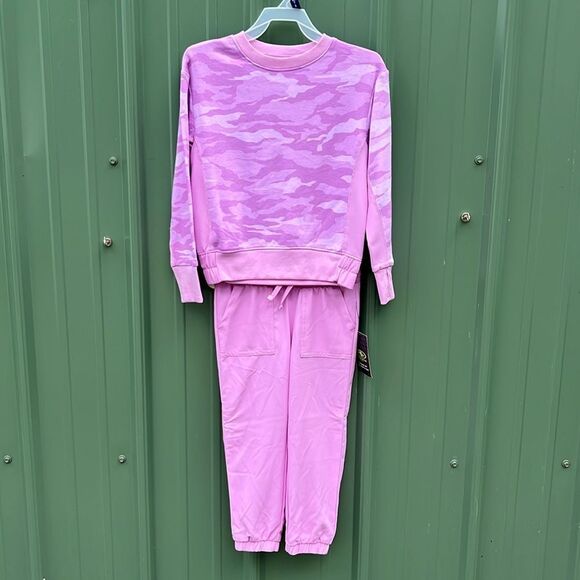 Girls Shorts Tank Tops Tracksuit Dress 8-Piece Bundle Size XS 4/5 - Picture 2 of 9